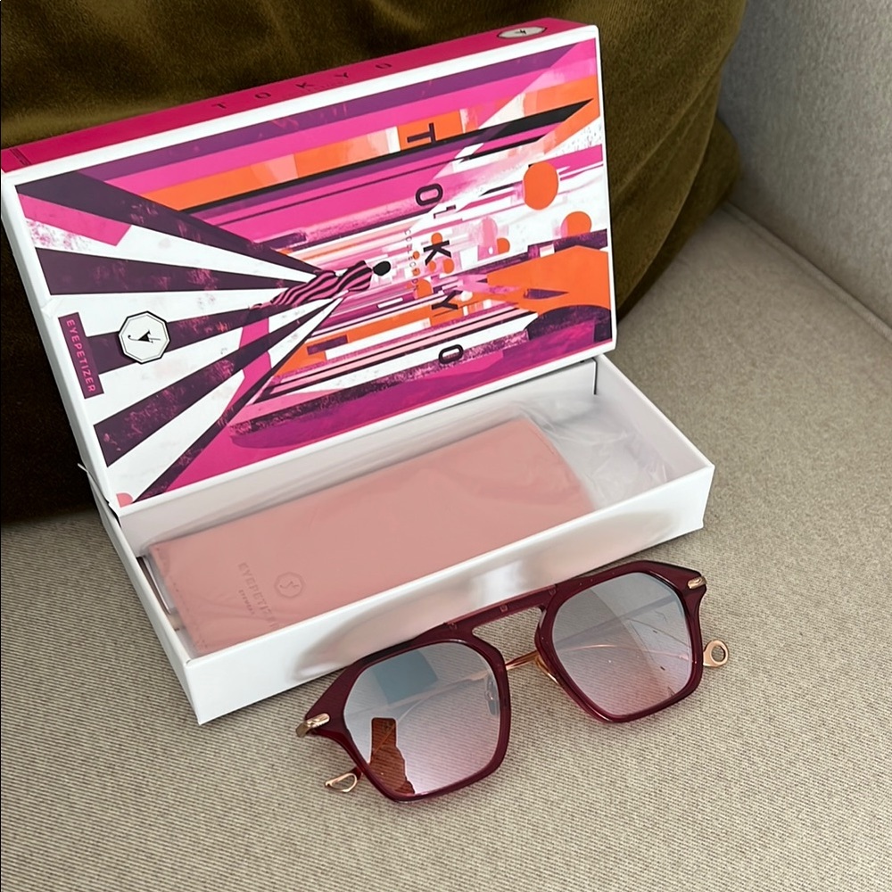 Italian made Eyepetizer Red Sunglasses with Case